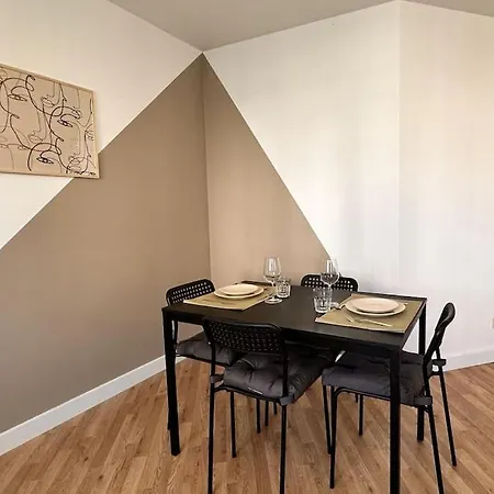 Apartment • T2 Fraternite • Hostisy